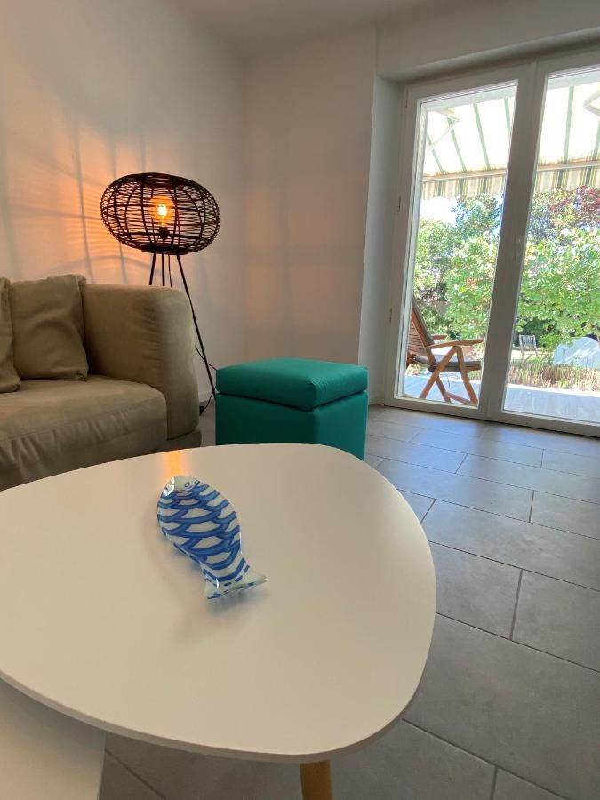 Appartement Rez De Villa Proche Port Et Plages De Sanary 外观 照片