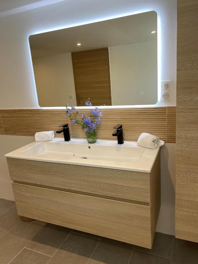 Appartement Rez De Villa Proche Port Et Plages De Sanary 外观 照片